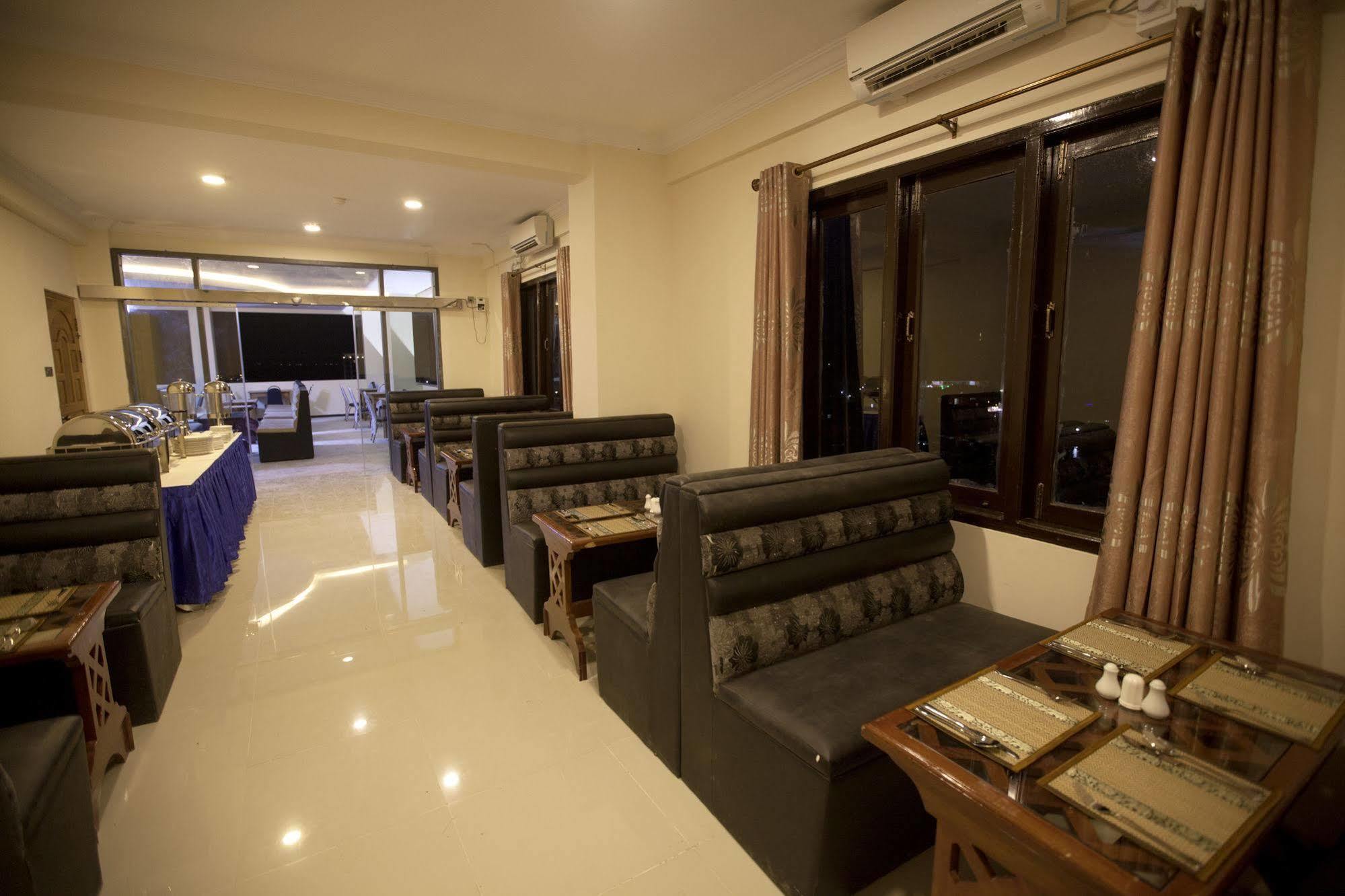 The Hotel Emperor-Inle ยองชเว ภายนอก รูปภาพ